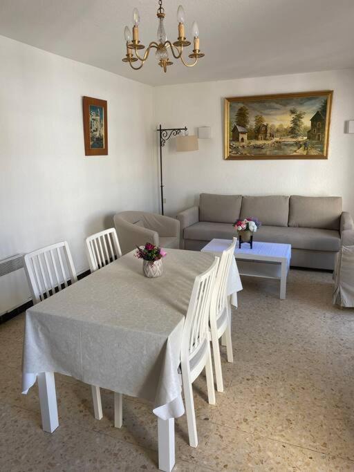 Maison Proche Plage Canet-en-Roussillon Bagian luar foto